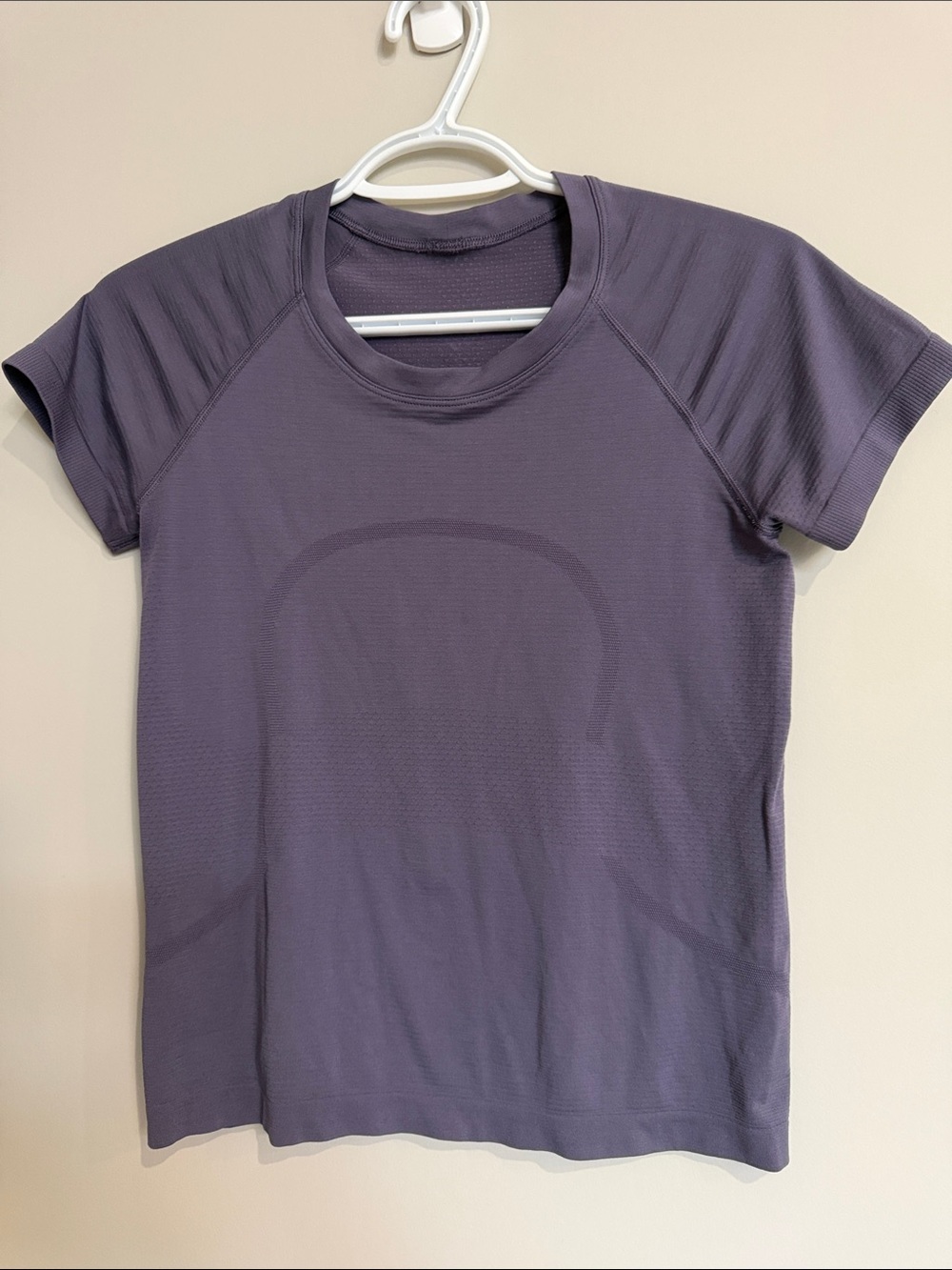 lululemon athletica Short Sleeve waist length swiftly Tee - Dusty Purple